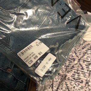 NWT VENUS curt off shorts